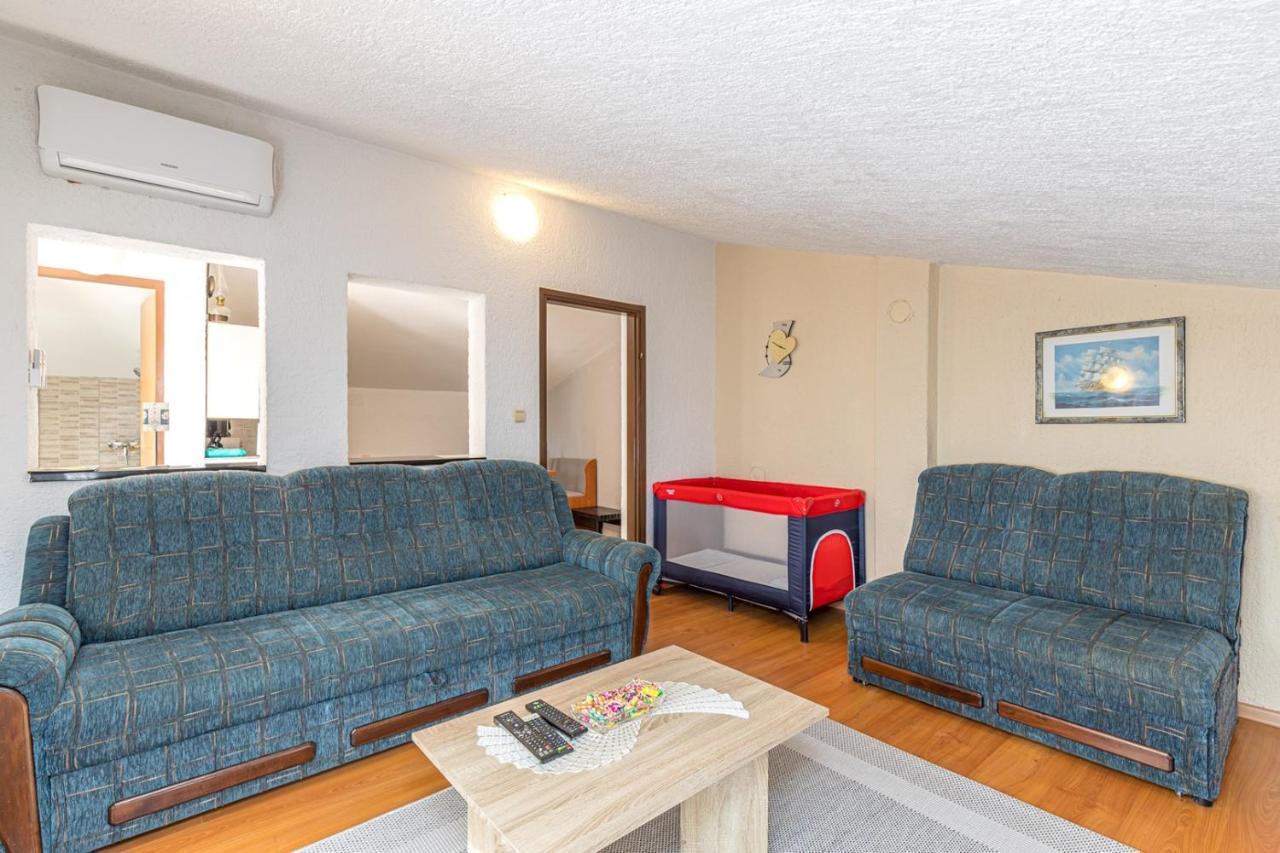 Apartment Slavko Cancini Kukci Exteriör bild