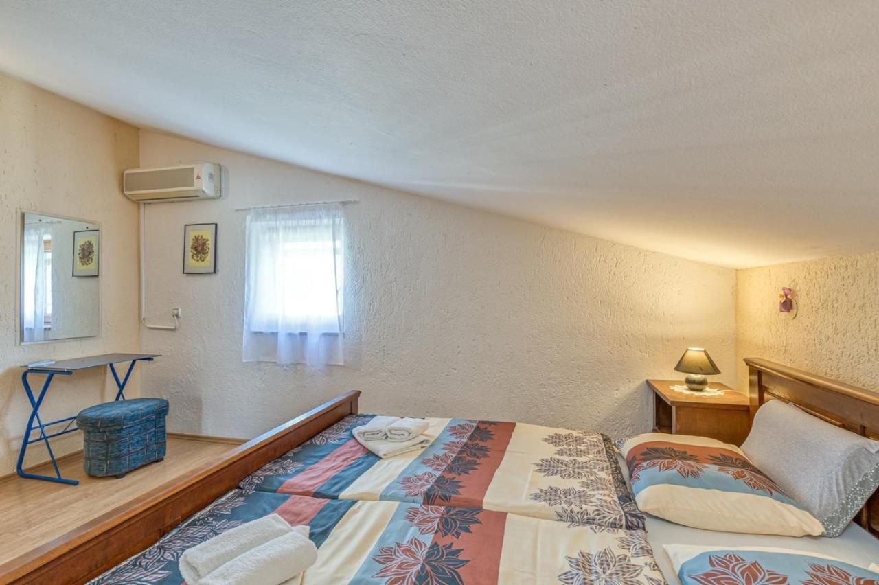 Apartment Slavko Cancini Kukci Exteriör bild